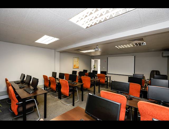 990M² BUSINESS CENTRE FOR SALE IN MORNINGSIDE